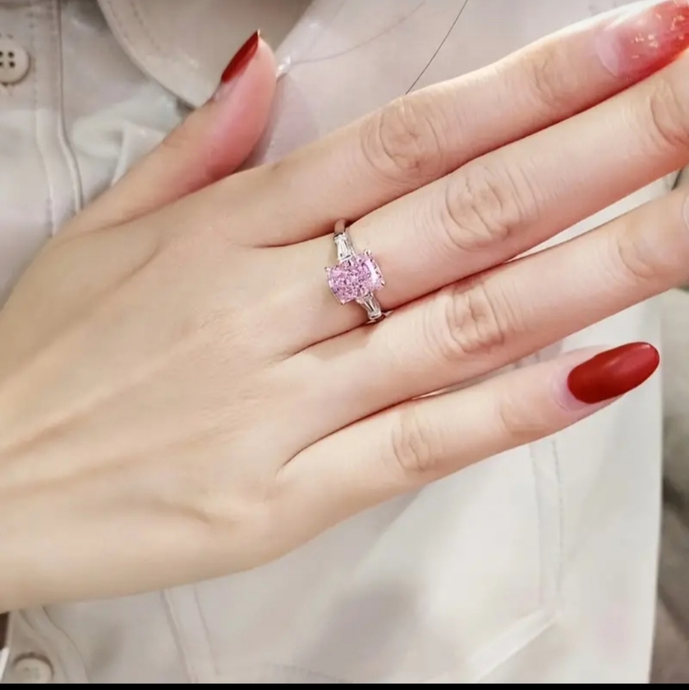 Fashion Square Pink Zircon Ring Size: 8.5 - Picture 3 of 5